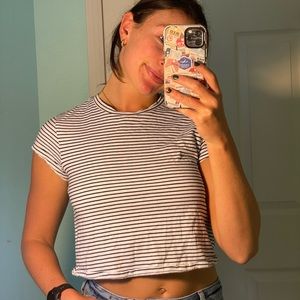 Mini cropped t-shirt. Size S.